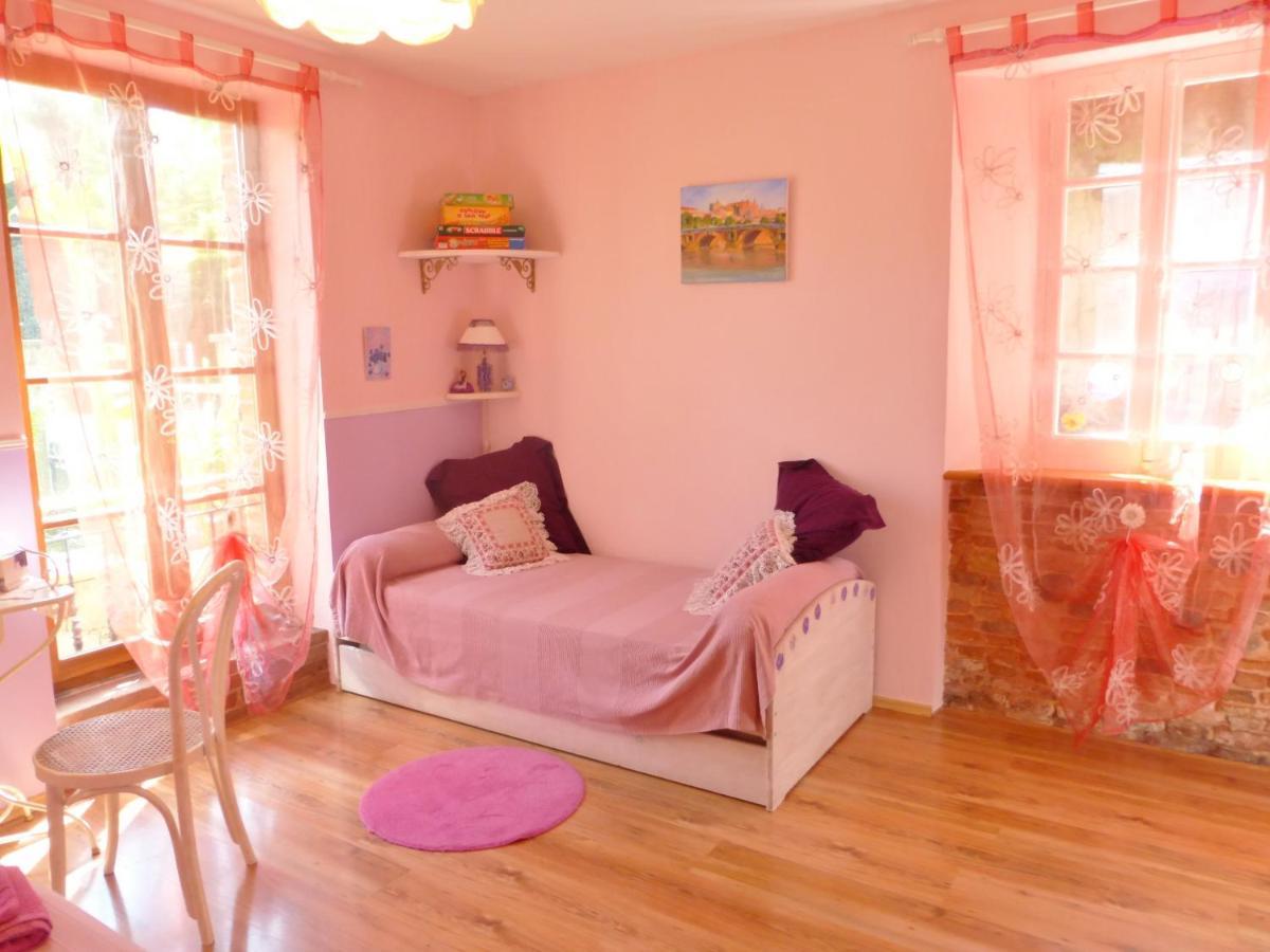 La Chambre D'Hote Au Gre Du Temps Montlaur  Luaran gambar